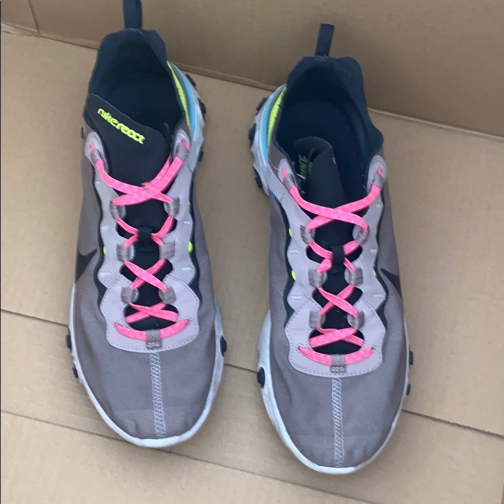 nike reacts
